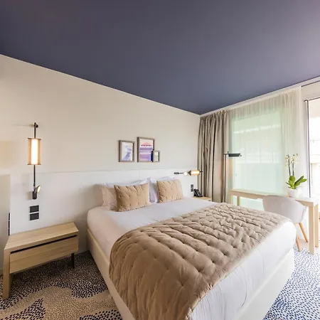 Indigo By Ihg 4* Кань-сюр-Мер