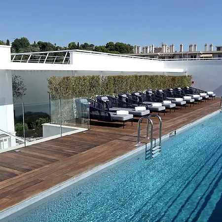 Отель Indigo By Ihg 4*