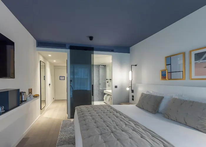 فندق Indigo By Ihg كانيو سور مير