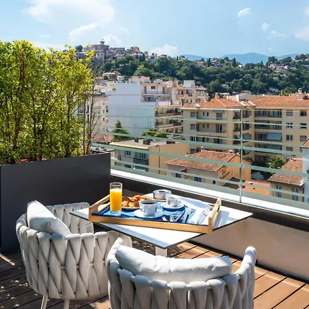 Indigo By Ihg Hotel 4*